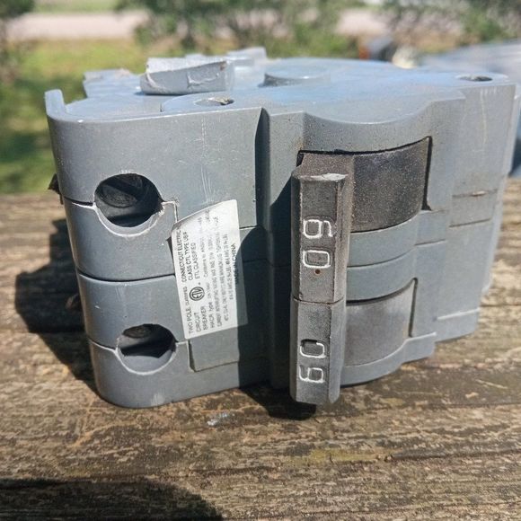 USED Federal Pacific Compatible 60A or 50 amp Two Pole Circuit Breaker Stab Lok - Picture 3 of 8